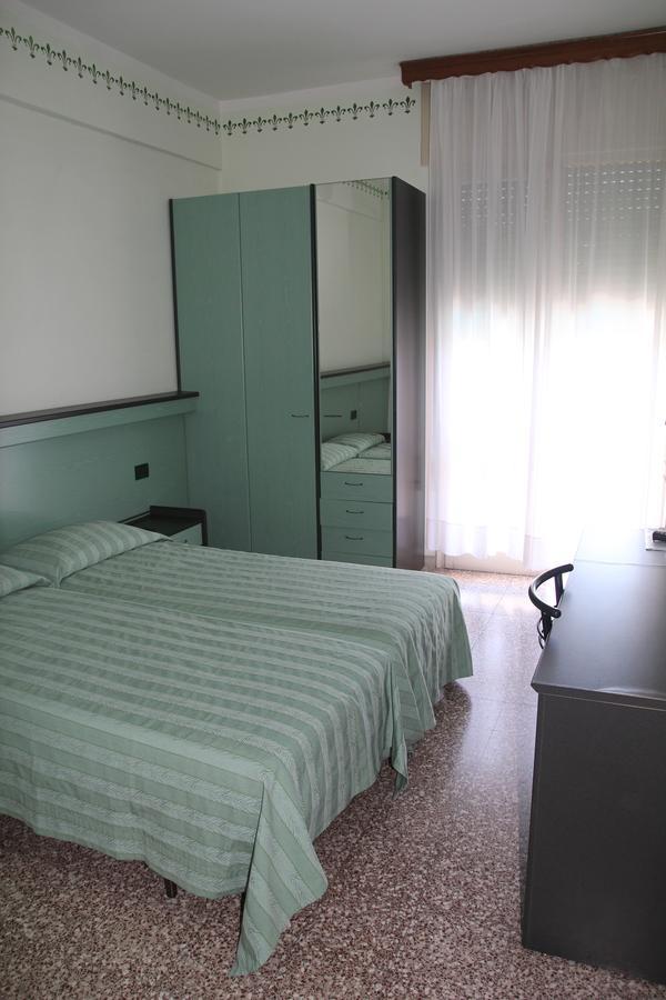 Hotel Palm Beach Lido di Jesolo Room photo